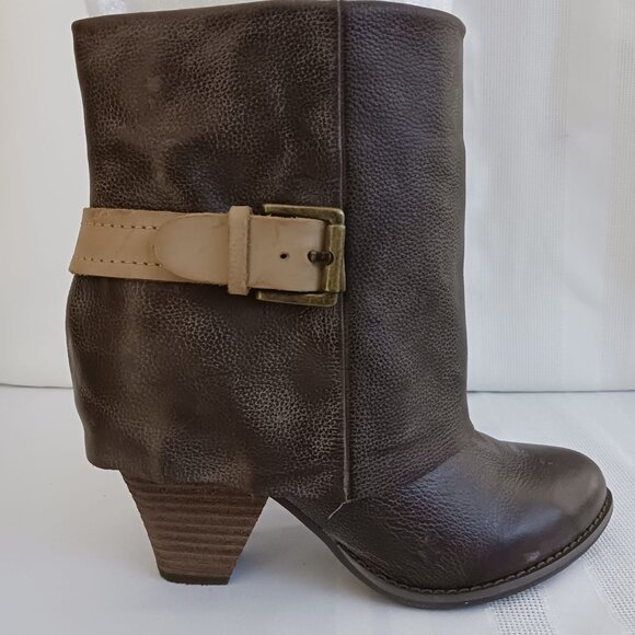 NIB Size 8.5M Mojo Moxy Taboo Brown Heeled Leather - Picture 4 of 8